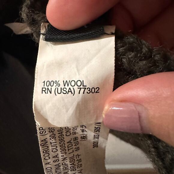 Zara 100% wool collard scarf one size - Picture 2 of 4